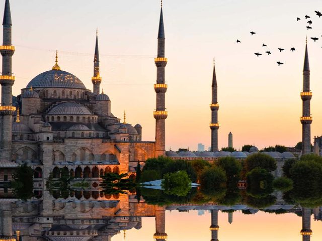 Istanbul Travel Diary: Exploring a City Where East and West Collide