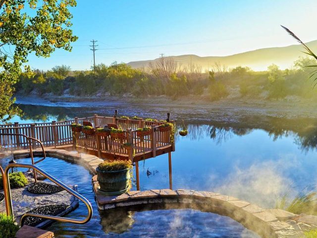 The Art of Rejuvenation: Exploring Benedorm’s Hot Springs Resorts and Seamless Booking Platforms