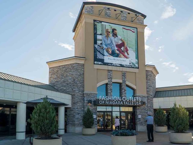Exploring Buffalo’s Discount Shopping Paradise