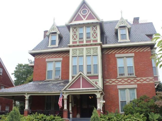 A Hidden Gem in Erie: My Boutique Hotel Experience That Redefined Comfort